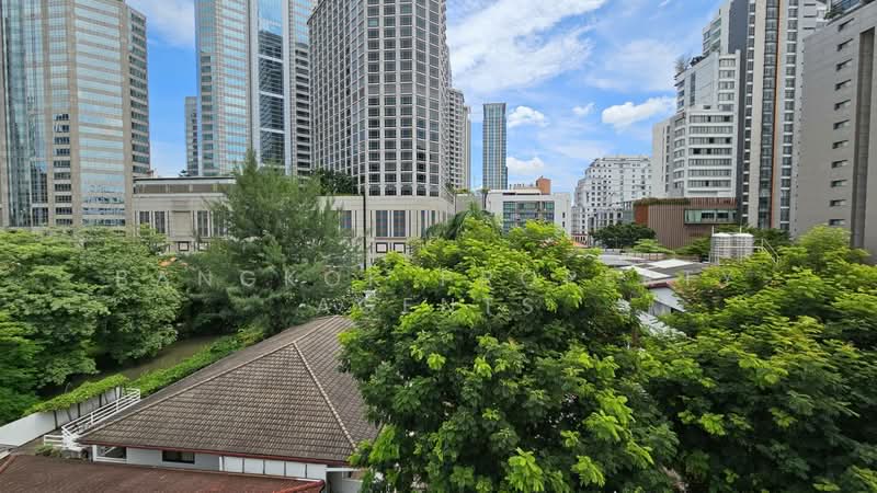 ให้เช่า - Ruamrudee Penthouse : ร่วมฤดีเพนท์เฮ้าส์, กรุงเทพ