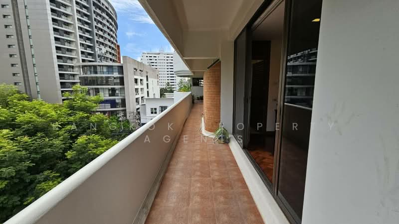 ให้เช่า - Ruamrudee Penthouse : ร่วมฤดีเพนท์เฮ้าส์, กรุงเทพ