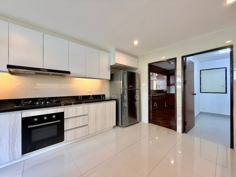 Sriratana Mansion 1, Bangkok, 7 Soi Sukhumvit 12, Khlong Toei, Khlong Toei, Bangkok, 3 Bedrooms, 321 sqm, Apartment For Rent, by Bangkok Residential, 500174800 - DDproperty.com