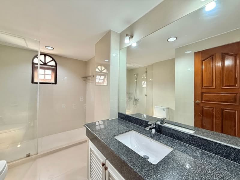 Sriratana Mansion 1, Bangkok, 7 Soi Sukhumvit 12, Khlong Toei, Khlong Toei, Bangkok, 3 Bedrooms, 321 sqm, Apartment For Rent, by Bangkok Residential, 500174800 - DDproperty.com