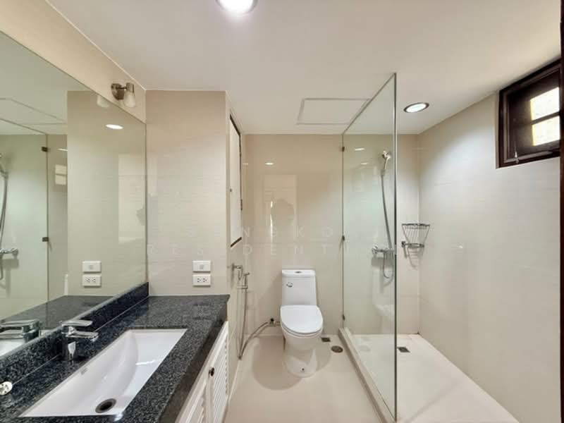 Sriratana Mansion 1, Bangkok, 7 Soi Sukhumvit 12, Khlong Toei, Khlong Toei, Bangkok, 3 Bedrooms, 321 sqm, Apartment For Rent, by Bangkok Residential, 500174800 - DDproperty.com