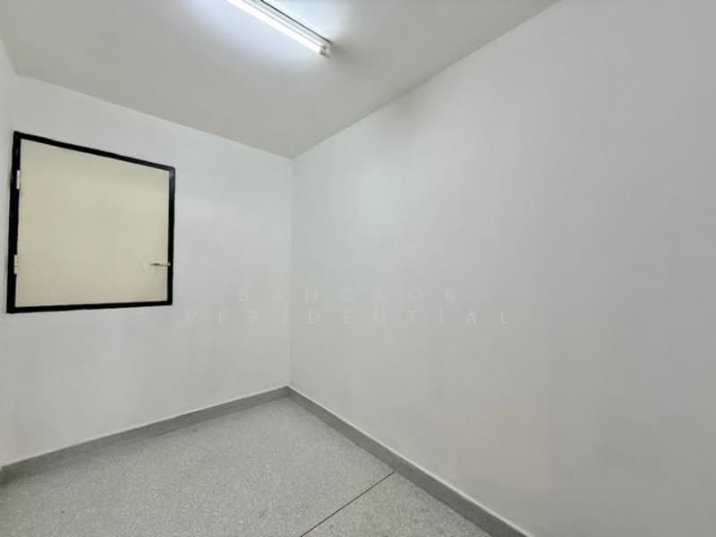 Sriratana Mansion 1, Bangkok, 7 Soi Sukhumvit 12, Khlong Toei, Khlong Toei, Bangkok, 3 Bedrooms, 321 sqm, Apartment For Rent, by Bangkok Residential, 500174800 - DDproperty.com