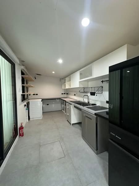Siri Place Pattanakarn, Bangkok, 207 Soi Chaloem Prakiat Rama 9, Dok Mai, Prawet, Bangkok, 4 Bedrooms, 150 sqm, Townhouse For Rent, by Nalinee Chansiricharoen, 500174805 - DDproperty.com