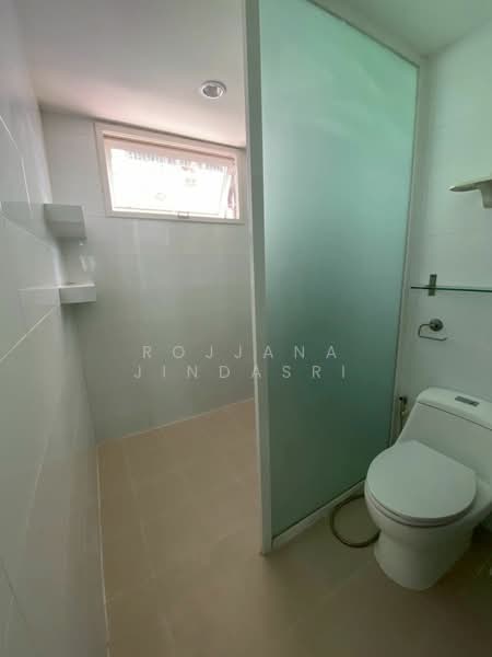 3-BR Townhouse, Bangkok, Bang Chak, Phra Khanong, Bangkok, 3 Bedrooms, 230 sqm, Townhouse For Rent, by Rojjana Jindasri, 500174829 - DDproperty.com