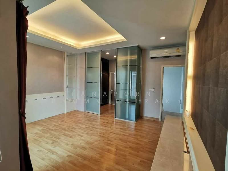 Baan Klang Muang S-Sense Rama 9-Ladprao, Bangkok, Soi Ladprao 84, Ladprao Road, Wang Thonglang, Wang Thonglang, Bangkok, 3 Bedrooms, 160 sqm, Townhouse For Sale, by Tanaporn Phumvilairak, 500174837 - DDproperty.com