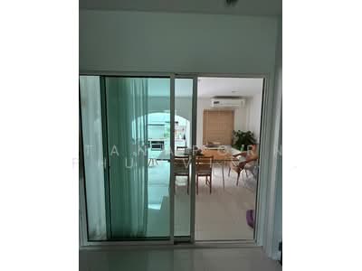 ขาย - Cher Wongwaen-Sathorn (เฌอ วงแหวน-สาทร), กรุงเทพ