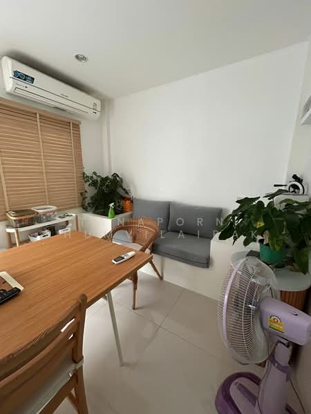 Cher Wongwaen-Sathorn, Bangkok, Soi 001 Kanchanaphisek 10, Kanchanaphisek Road, Bang Khae, Bang Khae, Bangkok, 3 Bedrooms, 250 sqm, Townhouse For Sale, by Tanaporn Phumvilairak, 500174845 - DDproperty.com