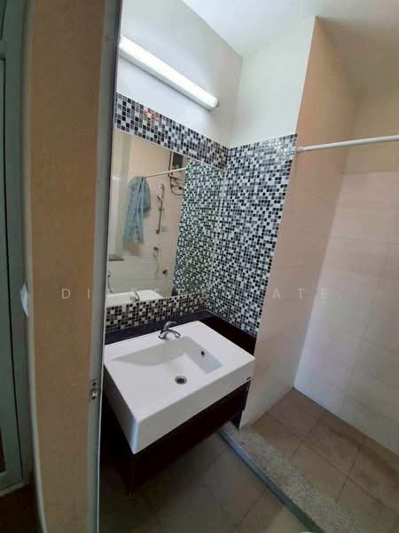 Bliz Condominium Rama 9-Hua Mak, Bangkok, 3382 Phatthanakan Rd, Suan Luang, Suan Luang, Bangkok, 1 Bedroom, 30 sqm, Condo For Sale, by DifferEstate, 500174871 - DDproperty.com