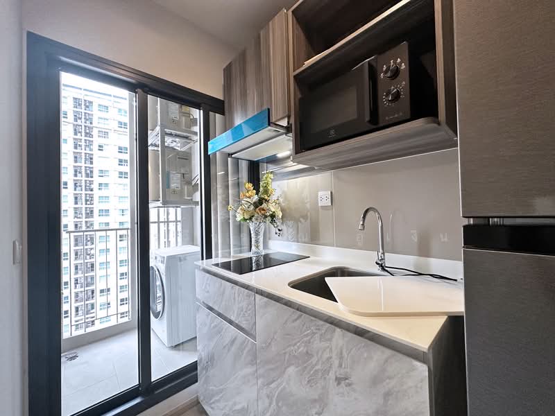 Aspire Onnut Station, Bangkok, Sukhumvit Road, Phra Kanong, Khlong Toei, Bangkok, 1 Bedroom, 31 sqm, Condo For Rent, by คุณรวีวรรณ อู่เงิน, 500174883 - DDproperty.com