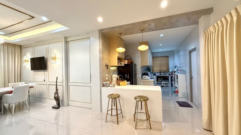 ขาย บ้านเดี่ยว 2 ชั้น หมู่บ้าน สิรินนารา อุดรธานี พื้นที่ใหญ่ ใกล้เมืองอุดร, อุดรธานี, หมูม่น, เมืองอุดรธานี, อุดรธานี, 349 ตร.ม., บ้านเดี่ยว ขาย, โดย Jutanon Komoottanaruk, 500174886 - DDproperty.com