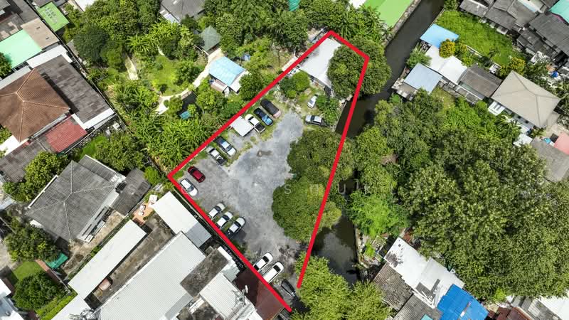 Din Daeng 3 Condominium, Bangkok, Din Daeng, Din Daeng, Bangkok, 5 Bedrooms, 2,400 sqm, Single Detached House For Sale, by Sagar Shukla, 500174908 - DDproperty.com