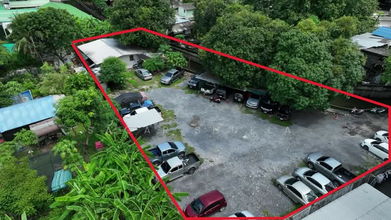 Din Daeng 3 Condominium, Bangkok, Din Daeng, Din Daeng, Bangkok, 5 Bedrooms, 2,400 sqm, Single Detached House For Sale, by Sagar Shukla, 500174908 - DDproperty.com