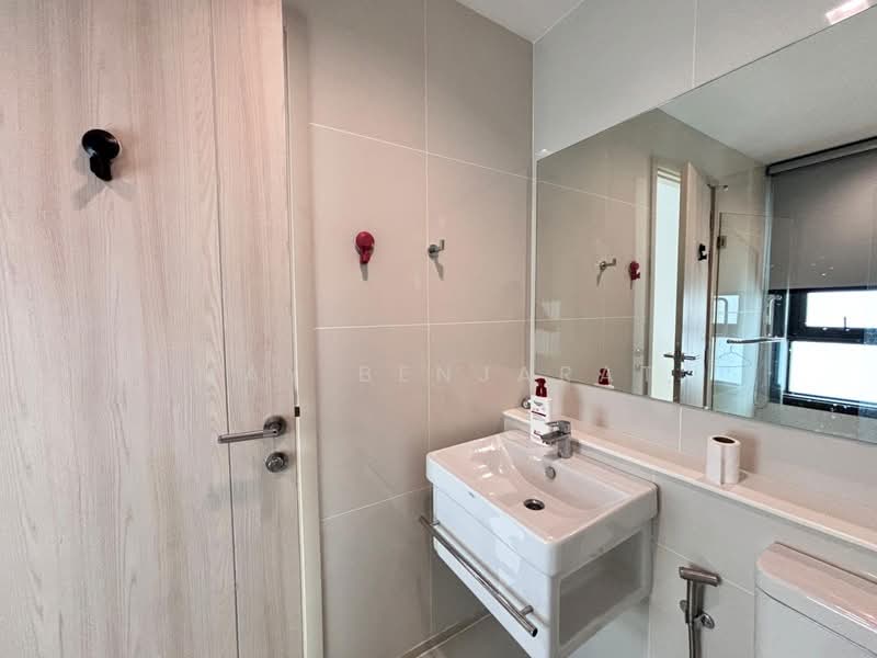 Life One Wireless, Bangkok, 1 Wireless Road, Lumphini, Pathum Wan, Bangkok, 2 Bedrooms, 63 sqm, Condo For Rent, by May Benjarat, 500174923 - DDproperty.com