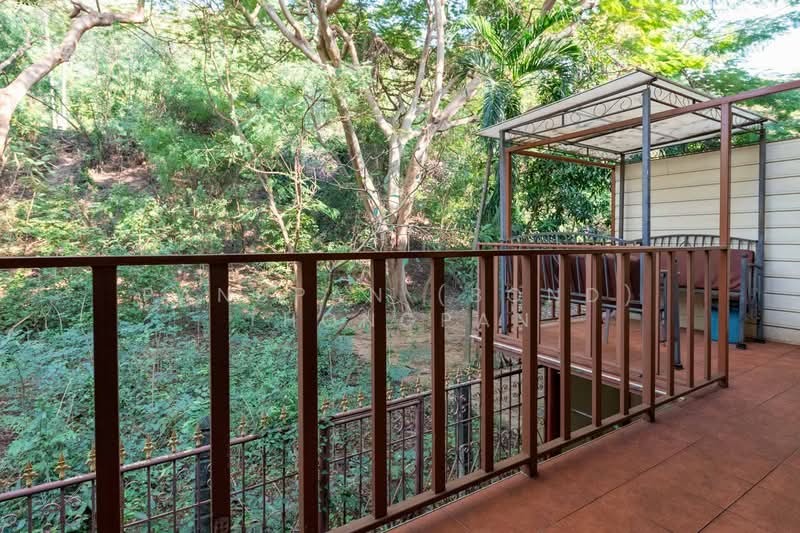 Spacious Luxury Apartment for Rent Pratumnak Hill, Chon Buri (Pattaya), Nong Pru, Bang Lamung (Pattaya), Chon Buri (Pattaya), 2 Bedrooms, 178 sqm, Townhouse For Rent, by Panupan (Bond) Thongpan, 500174941 - DDproperty.com