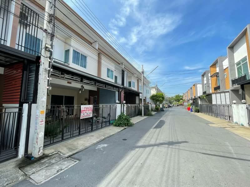 เค.ซี. คลัสเตอร์ รามอินทรา, Bangkok, Sam Wa Tawan Tok, Khlong Sam Wa, Bangkok, 3 Bedrooms, 96 sqm, Townhouse For Sale, by ชนะชาติ นนท์ตา, 500174951 - DDproperty.com