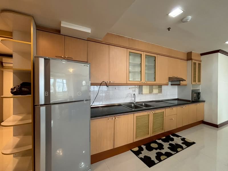 Baan Suanpetch, Bangkok, 18 Soi Sukhumvit 39, Khlong Tan Nua, Watthana, Bangkok, 2 Bedrooms, 135 sqm, Condo For Rent, by Bangkok House Living, 500174975 - DDproperty.com