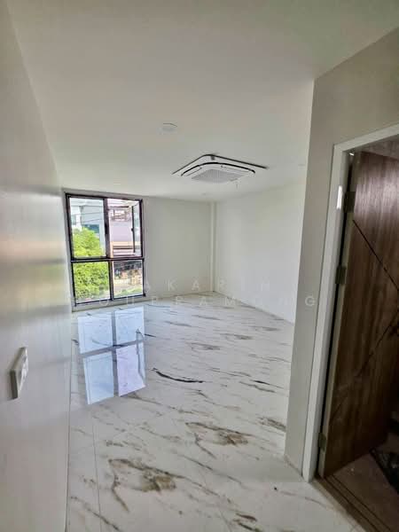 ให้เช่าโกดัง โฮมออฟฟิศ 2 ชั้น รัตนาธิเบศร์ อำเภอเมือง นนทบุรี ใกล้รถไฟฟ้า, Nonthaburi, Bang Rak Noi, Muang Nonthaburi, Nonthaburi, , 600 sqm, Warehouse/Factory For Rent, by Jakarin Houpramong, 500175008 - DDproperty.com