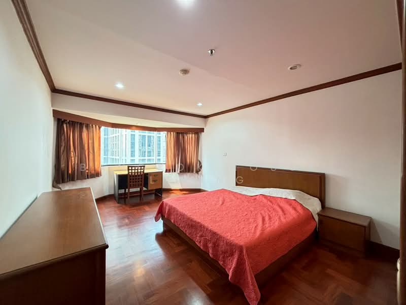 Baan Suanpetch, Bangkok, 18 Soi Sukhumvit 39, Khlong Tan Nua, Watthana, Bangkok, 2 Bedrooms, 135 sqm, Condo For Rent, by Bangkok House Living, 500175020 - DDproperty.com