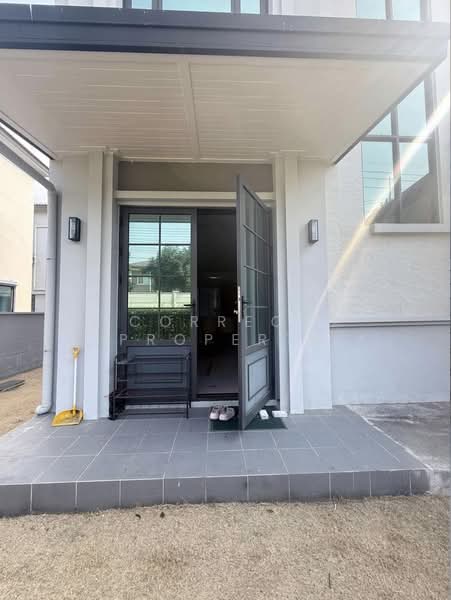 Grande Pleno Phahol-Vibhavadi : แกรนด์พลีโน่ พหลโยธิน - วิภาวดี, ปทุมธานี, เลขที่ 98, คลองหนึ่ง, คลองหลวง, ปทุมธานี, 300 ตร.ม., ทาวน์เฮ้าส์ ให้เช่า, โดย Correct Property, 500175049 - DDproperty.com