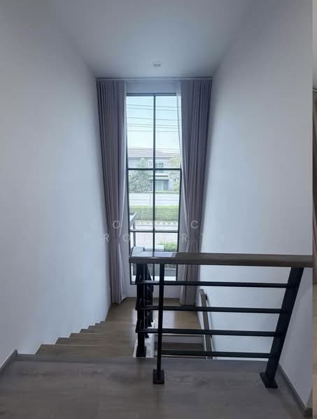 Grande Pleno Phahol-Vibhavadi, Pathum Thani, Klong 1 Klongluang, Khlong Nung, Khlong Luang, Pathum Thani, 3 Bedrooms, 300 sqm, Townhouse For Rent, by Correct Property, 500175049 - DDproperty.com