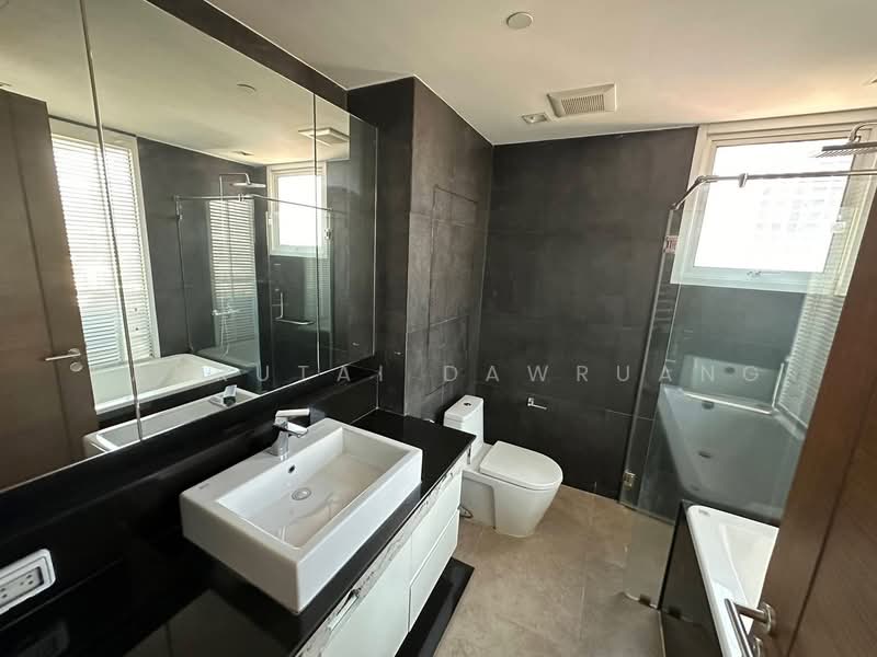 Ideal 24, Bangkok, 85 Sukhumvit 24 Alley, Khong Tan, Khlong Toei, Bangkok, 4 Bedrooms, 293 sqm, Condo For Sale, by Kanrutai Dawruang, 500175053 - DDproperty.com