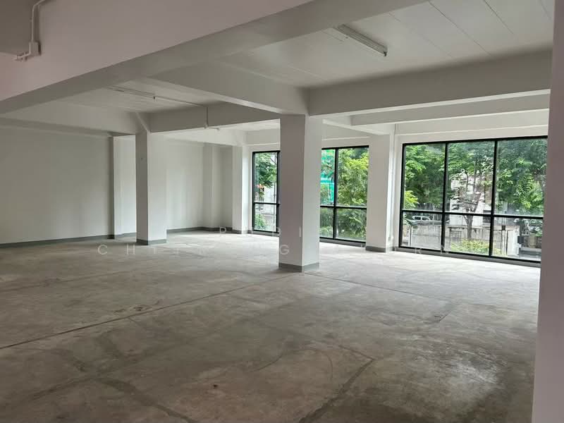 For Rent | Standalone Commercial Building near Chong Nonsi, Bangkok, Silom, Bang Rak, Bangkok, , 2,400 sqm, Shophouse For Rent, by Pudis Chitrungsakorn, 500175071 - DDproperty.com