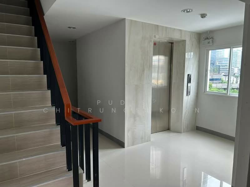 For Rent | Standalone Commercial Building near Chong Nonsi, Bangkok, Silom, Bang Rak, Bangkok, , 2,400 sqm, Shophouse For Rent, by Pudis Chitrungsakorn, 500175071 - DDproperty.com
