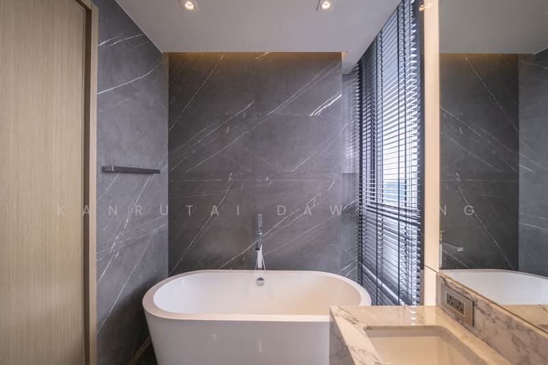 The Monument Thonglor, Bangkok, 998 Thonglor Road, Khlong Tan Nua, Watthana, Bangkok, 2 Bedrooms, 125 sqm, Condo For Sale, by Kanrutai Dawruang, 500175072 - DDproperty.com