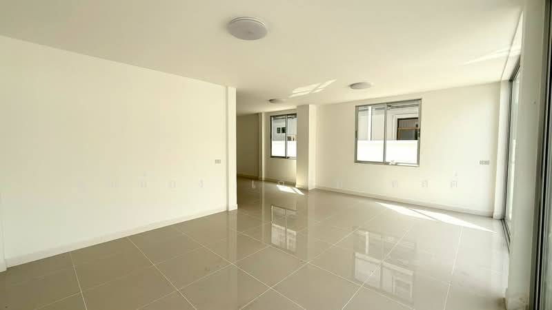 ขาย - หมู่บ้านคันทรี อินทาวน์ ท่าอิฐ, นนทบุรี