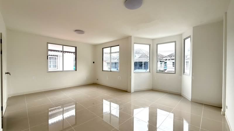 ขาย - หมู่บ้านคันทรี อินทาวน์ ท่าอิฐ, นนทบุรี