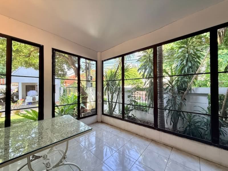 Detached House, Bangkok, Soi Soonvijai 8/2, Bang Kapi, Huai Khwang, Bangkok, 4 Bedrooms, 400 sqm, Single Detached House For Rent, by Bangkok Residential, 500175111 - DDproperty.com