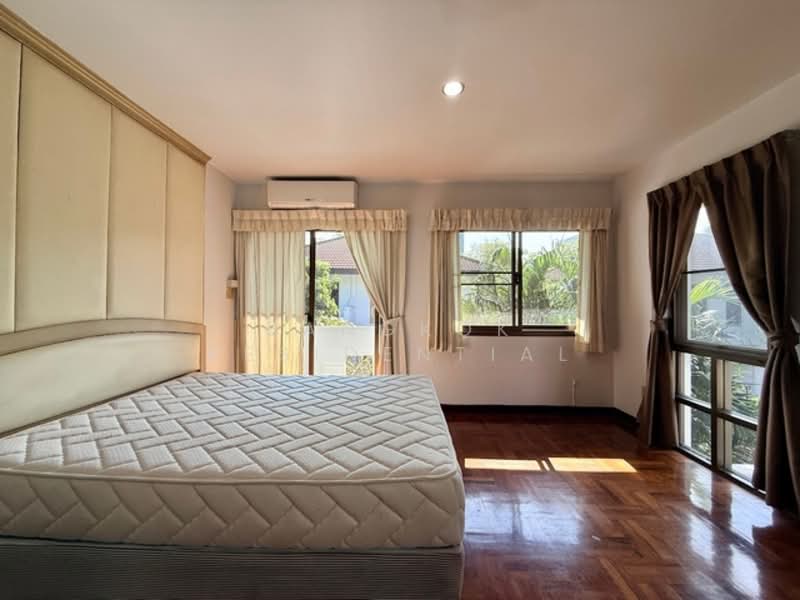 Detached House, กรุงเทพ, Soi Soonvijai 8/2, บางกะปิ, ห้วยขวาง, กรุงเทพ, 400 ตร.ม., บ้านเดี่ยว ให้เช่า, โดย Bangkok Residential, 500175111 - DDproperty.com