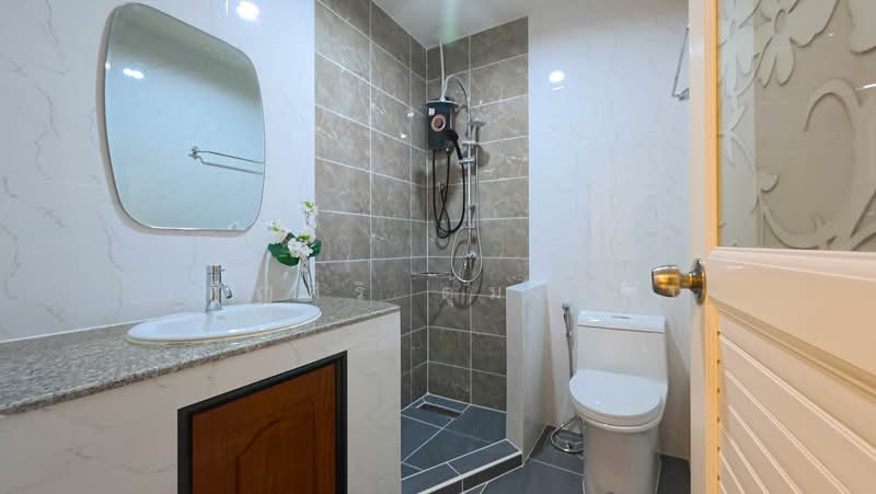 Moobaan K.C. Ramintra 7, Bangkok, Sam Wa Tawan Tok, Khlong Sam Wa, Bangkok, 3 Bedrooms, 132 sqm, Townhouse For Sale, by เพ็ญศิริ ตุ้มเทียน, 500175145 - DDproperty.com