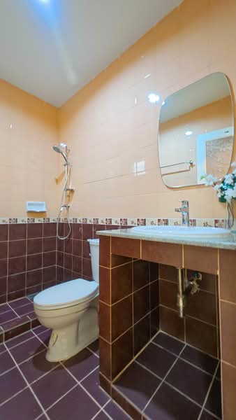 Moobaan K.C. Ramintra 7, Bangkok, Sam Wa Tawan Tok, Khlong Sam Wa, Bangkok, 3 Bedrooms, 132 sqm, Townhouse For Sale, by เพ็ญศิริ ตุ้มเทียน, 500175145 - DDproperty.com