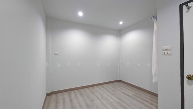 Moobaan K.C. Ramintra 7, Bangkok, Sam Wa Tawan Tok, Khlong Sam Wa, Bangkok, 3 Bedrooms, 132 sqm, Townhouse For Sale, by เพ็ญศิริ ตุ้มเทียน, 500175145 - DDproperty.com