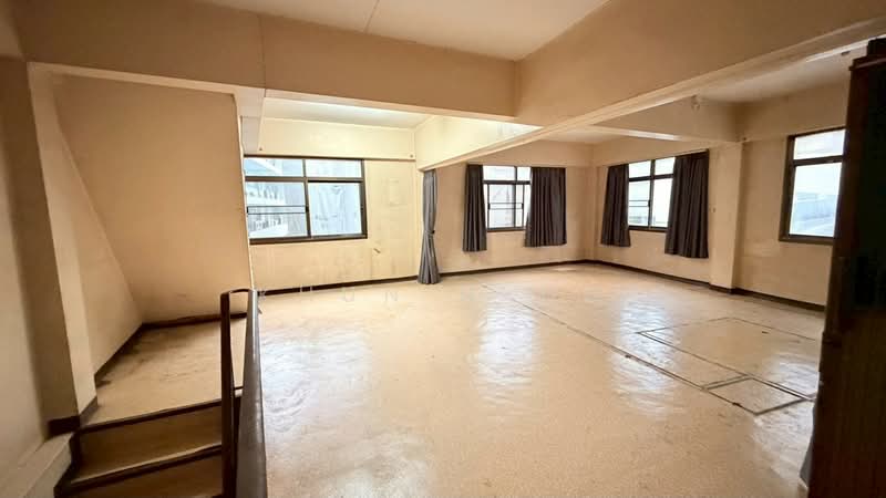 Shophouse Damrongrak Road, Bangkok, ดำรงรักษ์, Khlong Maha Nak, Pom Prap Sattru Phai, Bangkok, , 600 sqm, Shophouse For Sale, by KHUN H-DO, 500175153 - DDproperty.com