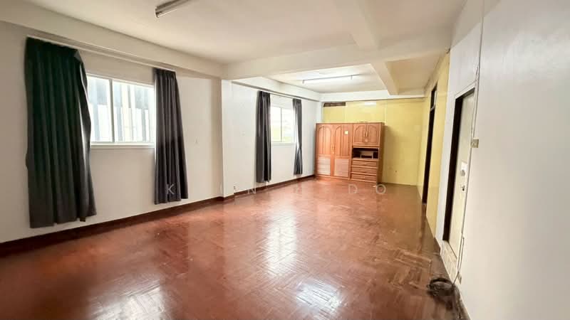 Shophouse Damrongrak Road, Bangkok, ดำรงรักษ์, Khlong Maha Nak, Pom Prap Sattru Phai, Bangkok, , 600 sqm, Shophouse For Sale, by KHUN H-DO, 500175153 - DDproperty.com