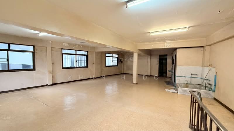 Shophouse Damrongrak Road, Bangkok, ดำรงรักษ์, Khlong Maha Nak, Pom Prap Sattru Phai, Bangkok, , 600 sqm, Shophouse For Sale, by KHUN H-DO, 500175153 - DDproperty.com