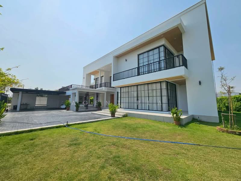 For Rent - 𝗡𝗲𝘄𝗹𝘆 𝗕𝘂𝗶𝗹𝘁 𝗠𝗼𝗱𝗲𝗿𝗻 𝗟𝘂𝘅𝘂𝗿𝘆 𝗛𝗼𝘂𝘀𝗲 𝗳𝗼𝗿 𝗥𝗘𝗡𝗧 (𝗦𝗣𝗦𝗣𝟲𝟰𝟳), Samut Prakan