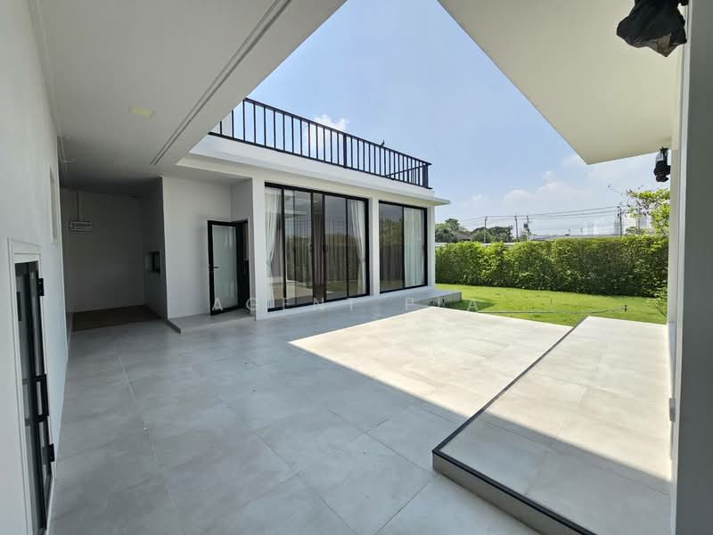 ให้เช่า - ให้เช่า บ้านสร้างใหม่สไตล์โมเดิร์น (SPSP647), สมุทรปราการ