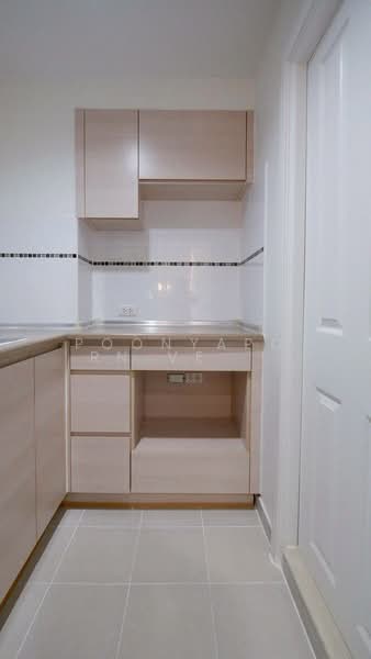 Lumpini Park Riverside Rama 3, Bangkok, 4 Rama 3 Road, Bang Pong Pang, Yan Nawa, Bangkok, 1 Bedroom, 32 sqm, Condo For Sale, by Poonyaporn Veerabulyarit, 500175187 - DDproperty.com