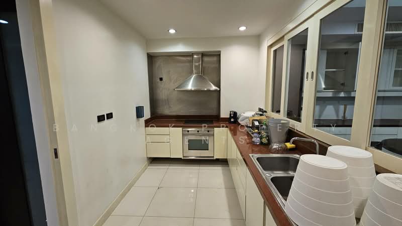 City Lakes Tower, Bangkok, Soi Sukhumvit 16, Khlong Toei, Khlong Toei, Bangkok, 4 Bedrooms, 320 sqm, Condo For Rent, by BANGKOK PROPERTY AGENTS, 500175191 - DDproperty.com