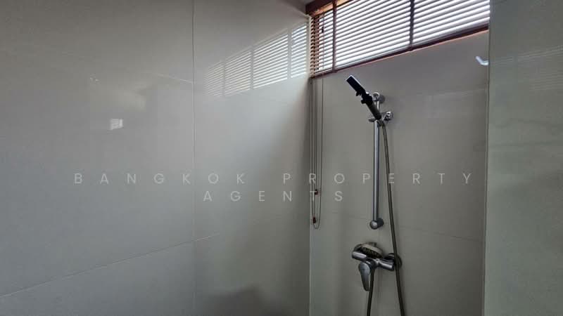 City Lakes Tower, Bangkok, Soi Sukhumvit 16, Khlong Toei, Khlong Toei, Bangkok, 4 Bedrooms, 320 sqm, Condo For Rent, by BANGKOK PROPERTY AGENTS, 500175191 - DDproperty.com