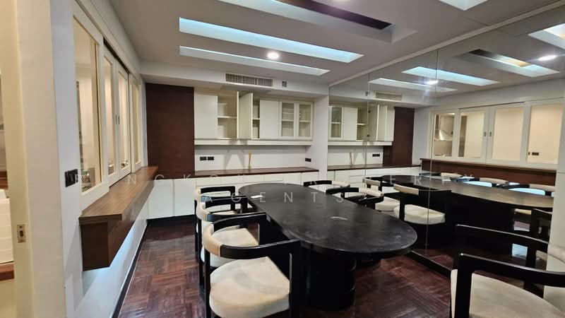 City Lakes Tower, Bangkok, Soi Sukhumvit 16, Khlong Toei, Khlong Toei, Bangkok, 4 Bedrooms, 320 sqm, Condo For Rent, by BANGKOK PROPERTY AGENTS, 500175191 - DDproperty.com