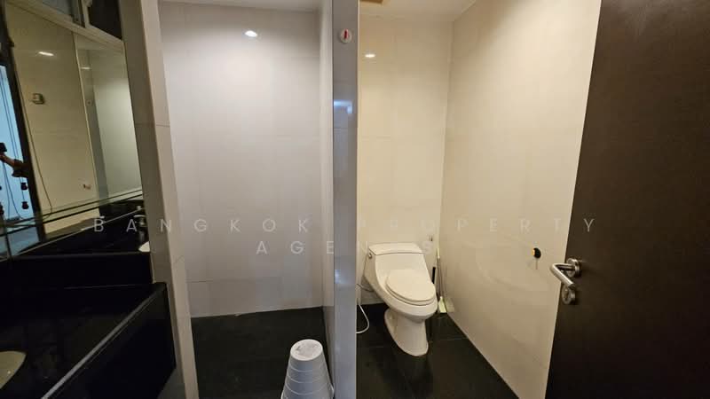 City Lakes Tower : ซิตี้เลค ทาวเวอร์, กรุงเทพ, ซอยสุขุมวิท 16, คลองเตย, คลองเตย, กรุงเทพ, 320 ตร.ม., คอนโด ให้เช่า, โดย BANGKOK PROPERTY AGENTS, 500175191 - DDproperty.com