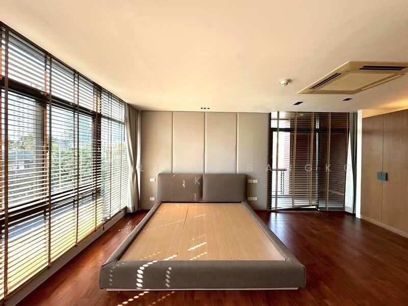 Baan Ananda, Bangkok, Sukhumvit 61, Khlong Tan Nua, Watthana, Bangkok, 3 Bedrooms, 300 sqm, Condo For Rent, by SmartLivingBangkok, 500175220 - DDproperty.com