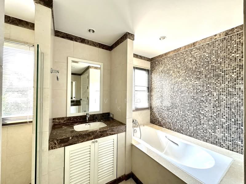 Baan Ananda, Bangkok, Sukhumvit 61, Khlong Tan Nua, Watthana, Bangkok, 3 Bedrooms, 300 sqm, Condo For Rent, by SmartLivingBangkok, 500175220 - DDproperty.com