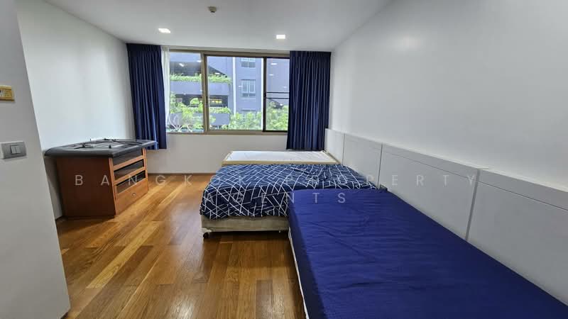 Ficus Lane, Bangkok, Soi Sukhumvit 44/1, Phra Kanong, Khlong Toei, Bangkok, 3 Bedrooms, 210 sqm, Condo For Rent, by BANGKOK PROPERTY AGENTS, 500175222 - DDproperty.com