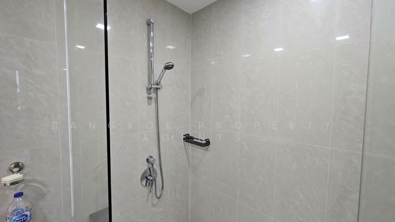 Ficus Lane, Bangkok, Soi Sukhumvit 44/1, Phra Kanong, Khlong Toei, Bangkok, 3 Bedrooms, 210 sqm, Condo For Rent, by BANGKOK PROPERTY AGENTS, 500175222 - DDproperty.com