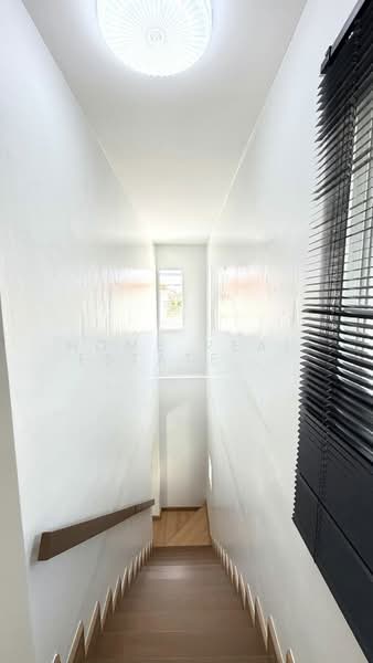 Baan Klang Suan, Chon Buri (Pattaya), Bang Lamung, Bang Lamung (Pattaya), Chon Buri (Pattaya), 3 Bedrooms, 250 sqm, Semi-Detached House (Twin House) For Sale, by HOME Real Estate Service, 500175230 - DDproperty.com